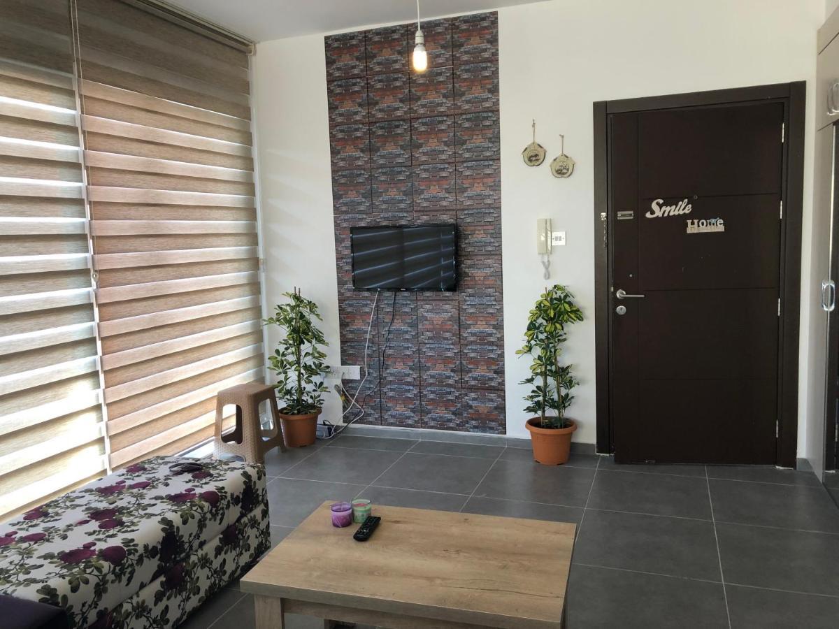 Reflex Apartment Spacious And Comfortable Nicosia Exterior photo