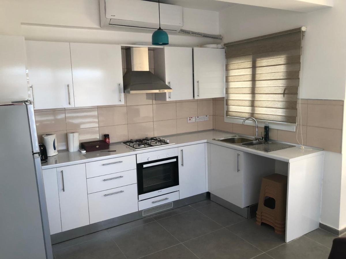 Reflex Apartment Spacious And Comfortable Nicosia Exterior photo