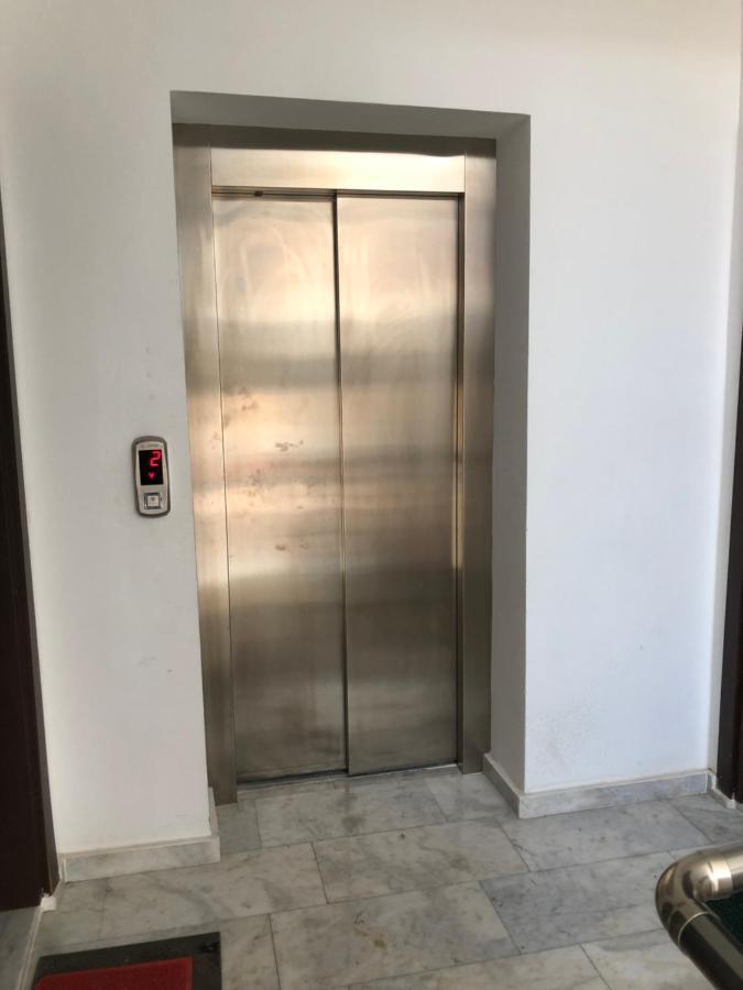 Reflex Apartment Spacious And Comfortable Nicosia Exterior photo